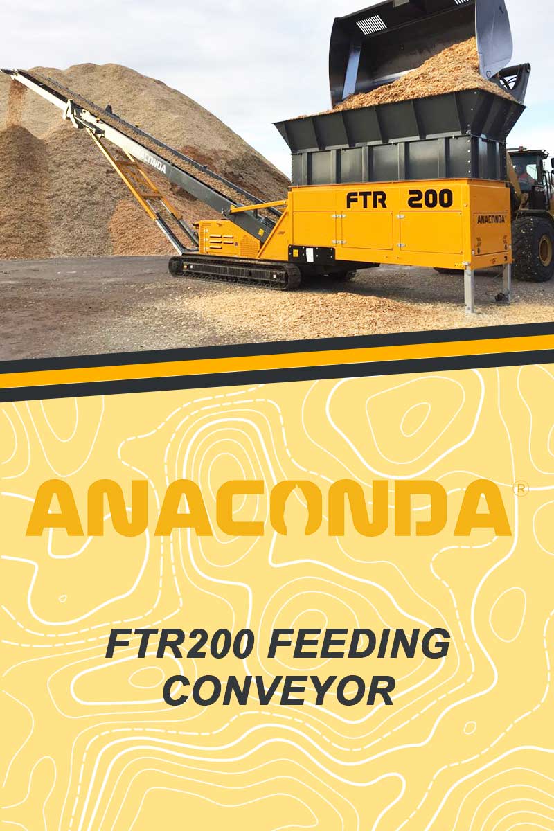 FTR200 Feeding Conveyor stockpiling wood chip in Sweden