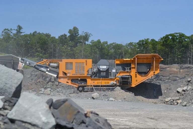 Processing Granite with an Anaconda J12 Jaw Crusher - Anaconda Equipment